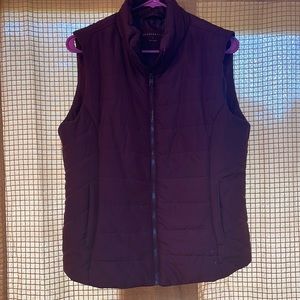 Aeropostale Maroon Puffer Vest